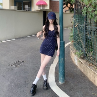 3MER哦哦三妹纯欲性感蕾丝碎花吊带连衣裙女夏收腰显瘦长短款裙子