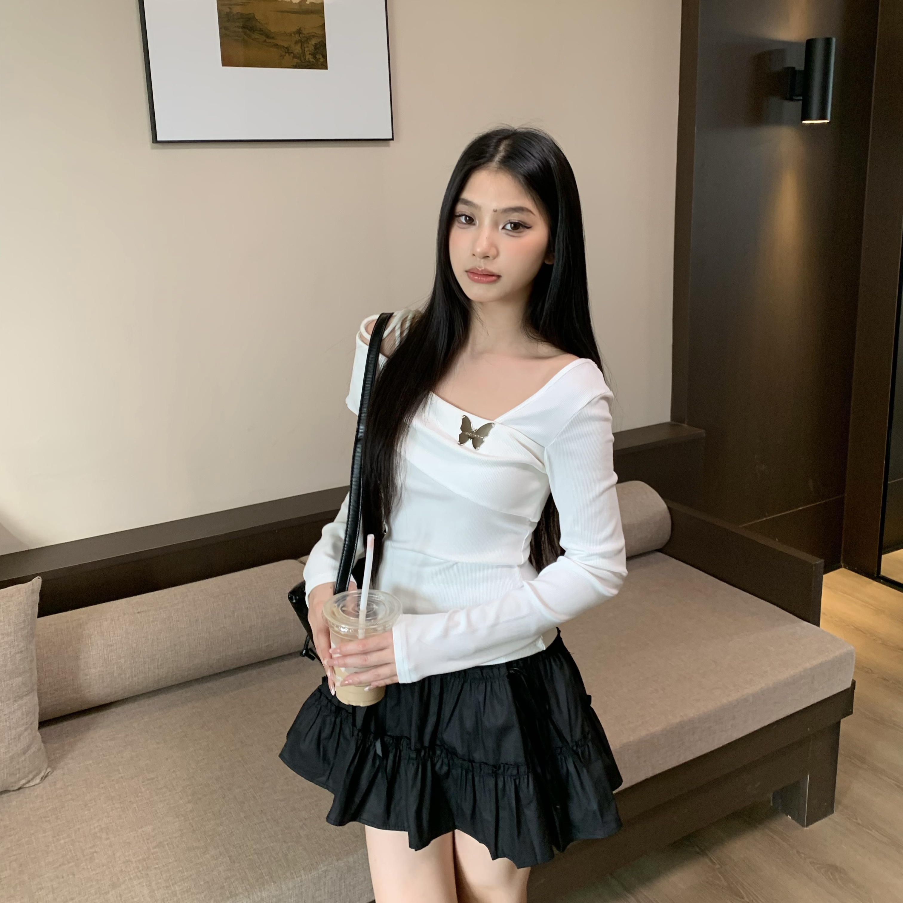 3MER不规则露肩长袖T恤