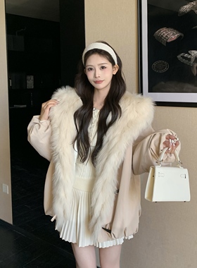 3MER哦哦三妹狐狸毛毛领可拆白鸭绒派克羽绒服女秋冬皮草保暖外套