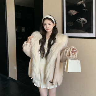 3MER哦哦三妹狐狸毛毛领可拆白鸭绒派克羽绒服女秋冬皮草保暖外套