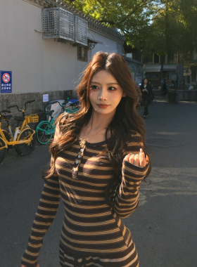 3MER哦哦三妹 韩系方圆领排扣条纹内搭打底衫女秋冬季长袖T恤上衣