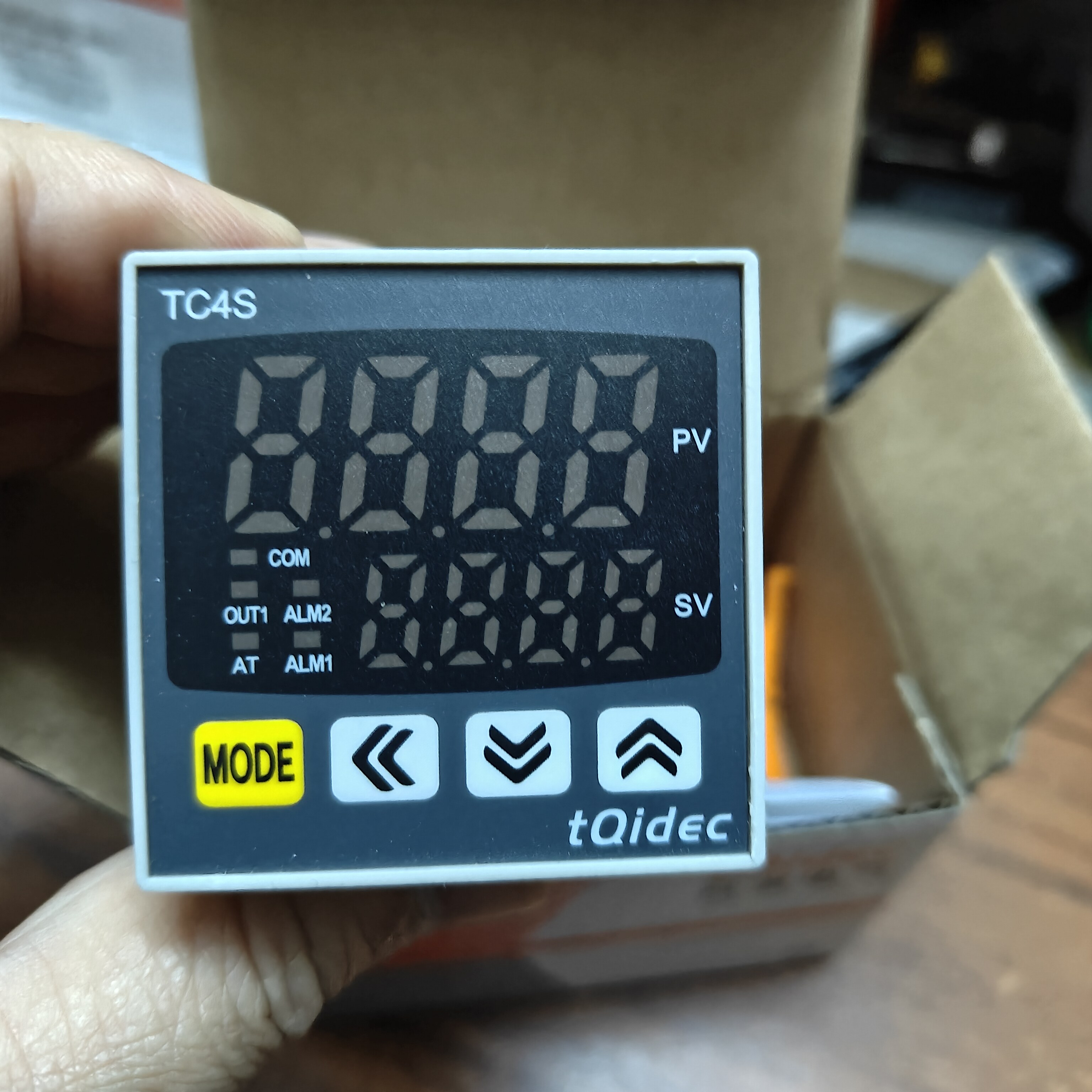台泉智能型数显PID控制温度调节仪表 TC4S-R1TC (K型)