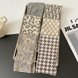 时尚 男女透气薄夏季 开车骑车护手臂防晒冰丝袖 套 图腾防紫外线冰袖