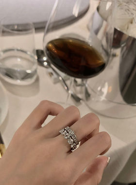 土星星球叠戴戒指女学生小众设计镶嵌锆石轻奢高级感潮酷开口食指