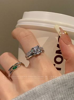 双C祖母绿锆石戒指女ins小众高级感2025年新款气质百搭食指戒指环