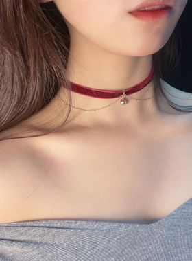 丝绒酒红锁骨链女项圈新娘配饰脖子饰品复古法式锁骨链颈链choker