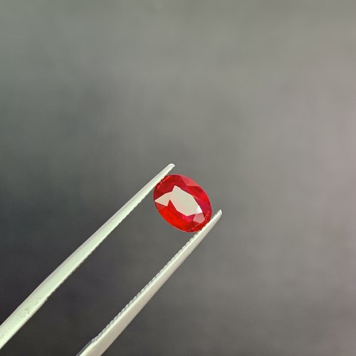 1.24克拉天然无烧鸽血红红宝石 纯正颜色火彩璀璨满火彩 GRS证书