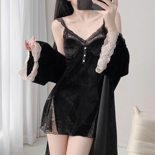金丝绒性感蕾丝露背吊带睡衣女款