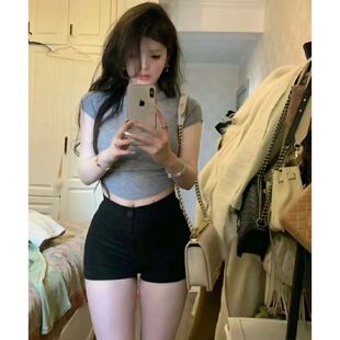高腰夏季 显瘦辣妹热裤 百搭简约弹力 女水洗修身 黑色直筒牛仔短裤