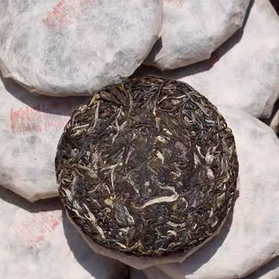 6年陈黄草坝古树 100克 的价格细腻 柔软 清香 鲜甜 花蜜韵