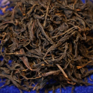单株古树野生晒红茶 500-1000年左右 1000克价格 喉韵浓 体感强