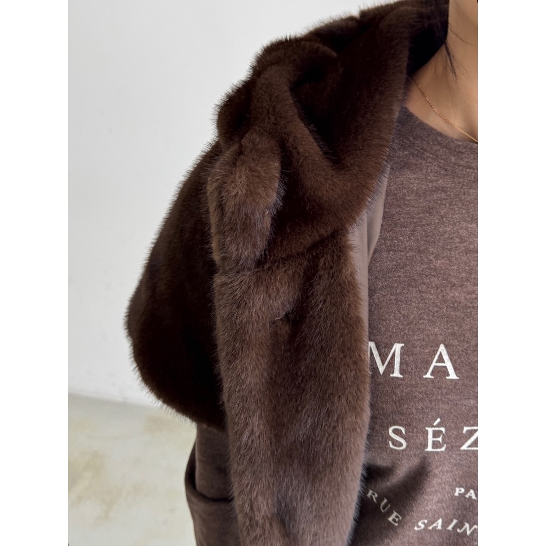 八1126韩国东大门运动瑜伽外套短款大衣区4504546大气韩版百搭