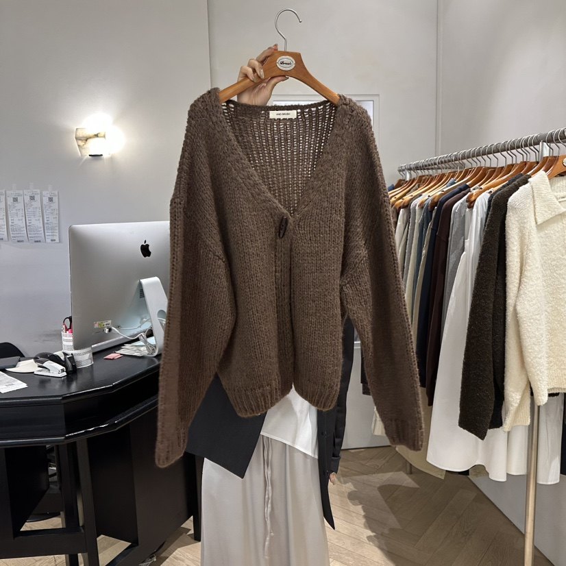 八1017韩国东大门运动户外针织衫区4462955流行通勤浪漫纯色档口