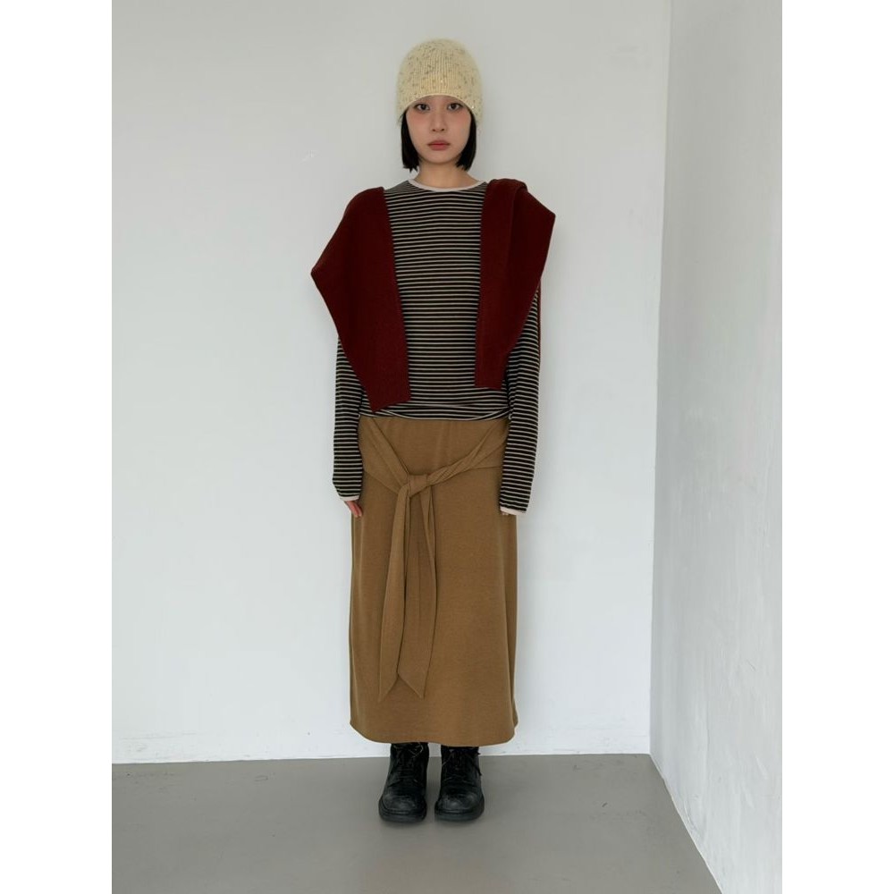 九1012韩国东大门户外半身裙区WEREPIECE-8668040档口新款魅力