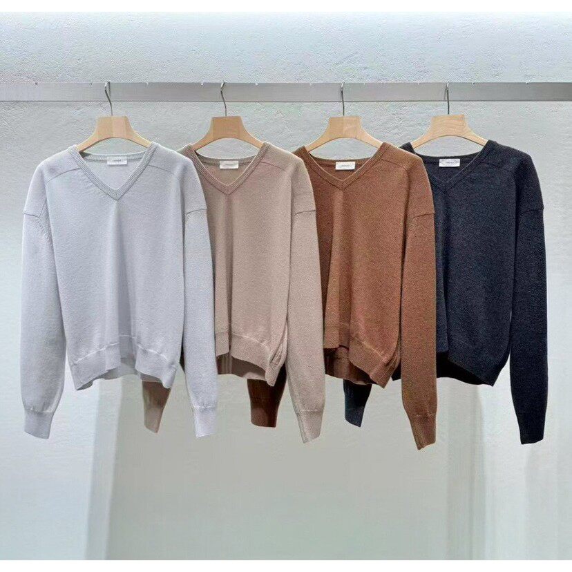 八1213韩国东大门运动户外针织衫热销区4536031直邮流行人气英伦