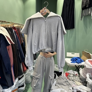 八1213韩国东大门运动户外卫衣区4536730街舞冬季 洋气 魅力正品