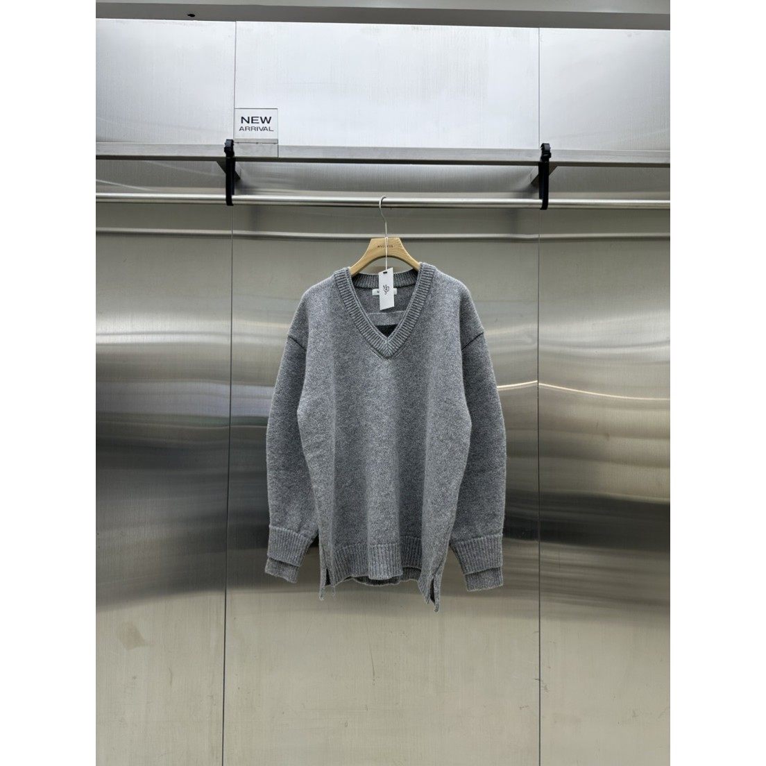 八1017韩国东大门运动户外针织衫区4463026流行通勤浪漫纯色档口