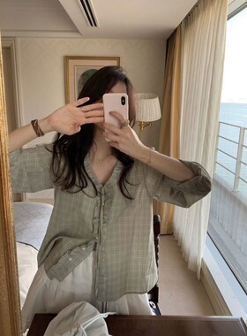 九0315韩国东大门衬衫-区prettyyoungthing-8749574直邮档口人气