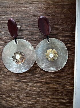 Monies风天然贝母黑碟贝雕刻花珍珠耳环木质耳环夸张耳钉手工耳环