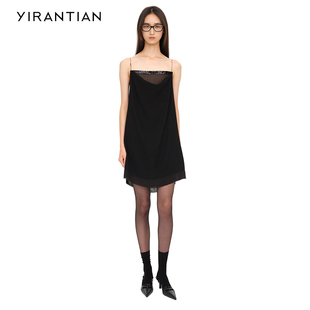 YIRANTIAN 设计师质感极简一字领宽肩双层吊带复古连衣裙女