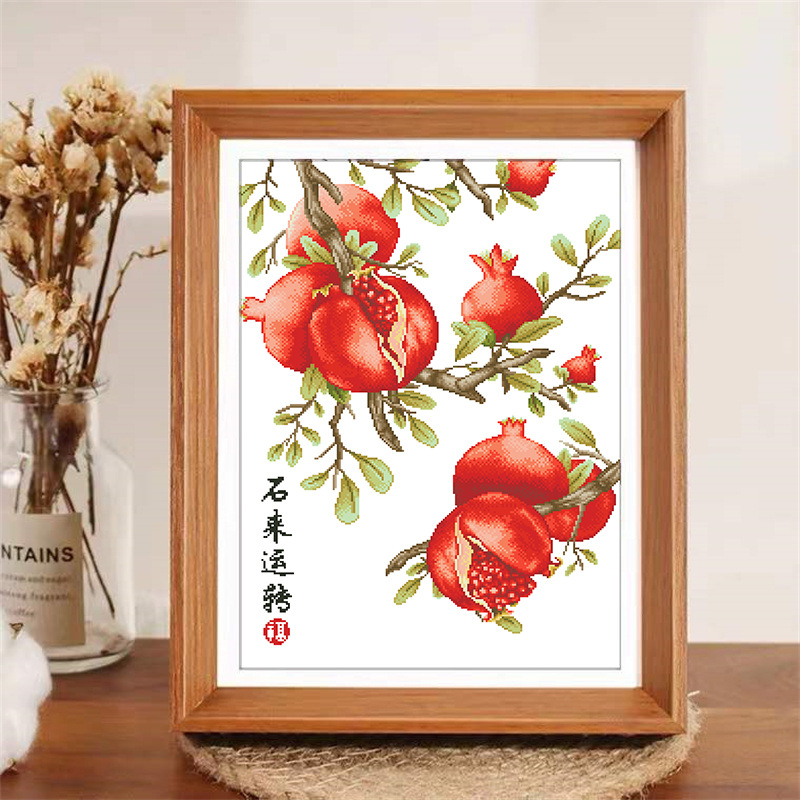石来运转玄关串珠绣石榴