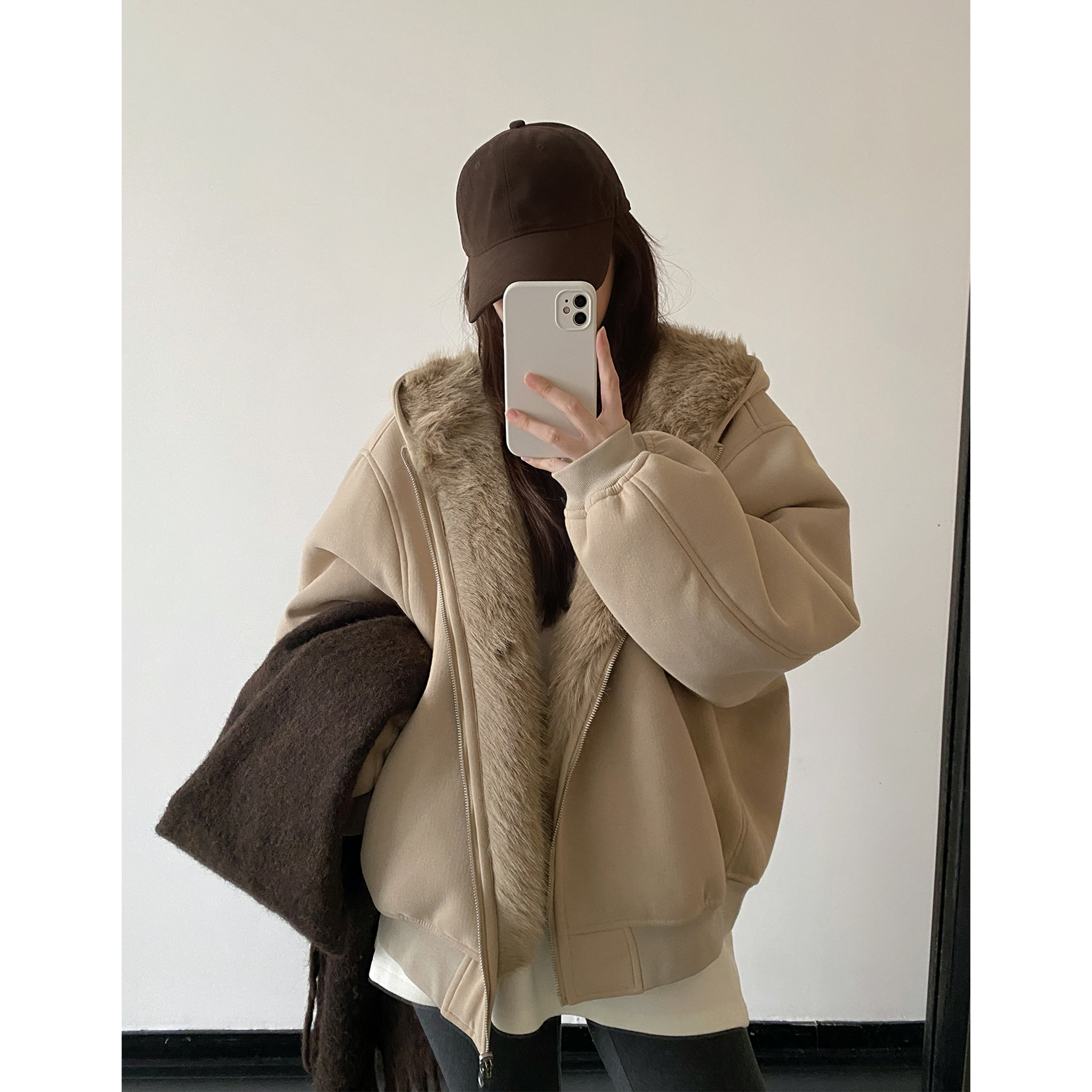 正反两穿仿皮草保暖连帽卫衣外套