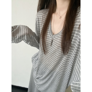 sun柚 V领莱塞尔落肩袖宽松休闲天丝防晒罩衫女慵懒风薄款条纹T恤