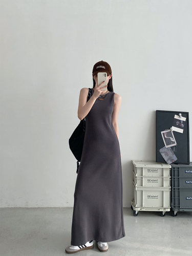 性感长裙修身连衣收腰子