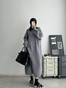 sun柚 灰色慵懒风半高领针织毛衣连衣裙女韩系大码长款过膝毛衣裙