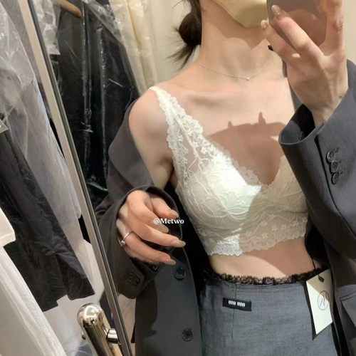 轻奢法式蕾丝性感内衣大胸显小