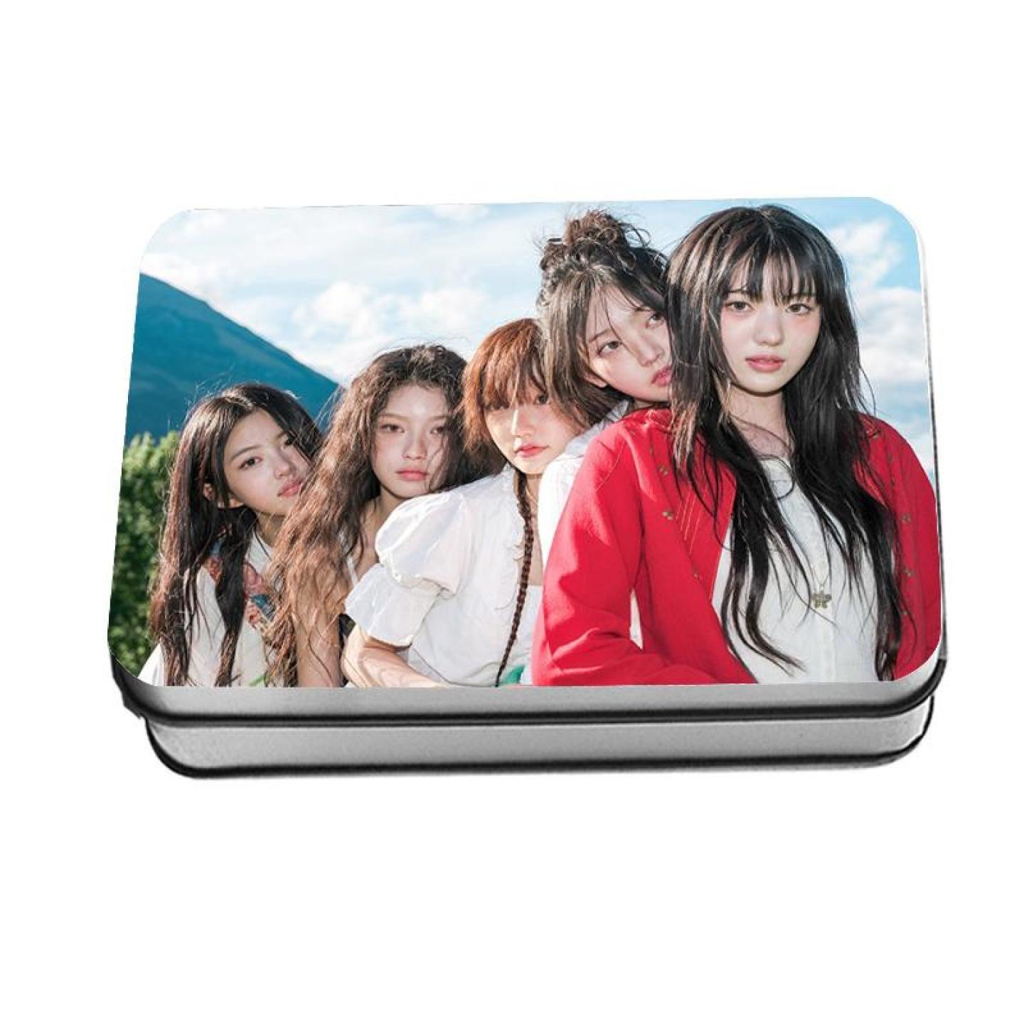 KiiiKiii女团出道周边LOMO卡