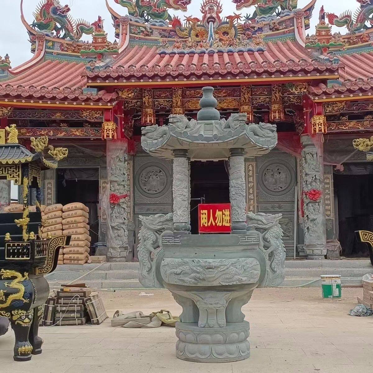 惠安石雕香炉天然青石手工雕刻双龙带盖招财香炉寺庙祠堂古建石鼎