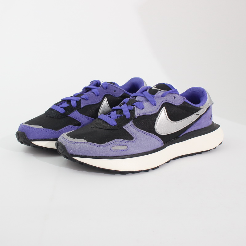 耐克女鞋减震休闲跑步鞋