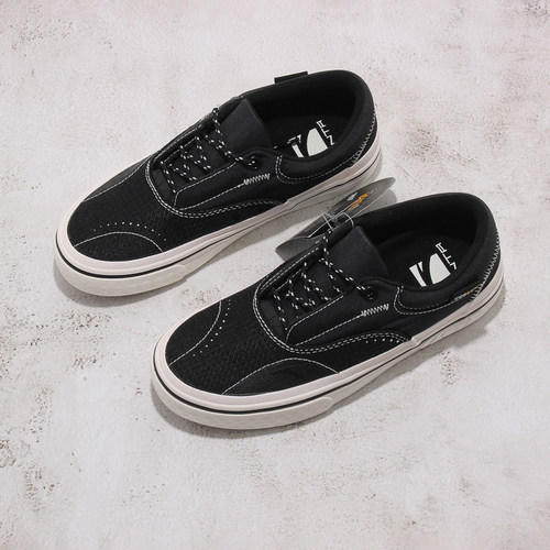 ANTA/安踏女子低帮滑板鞋