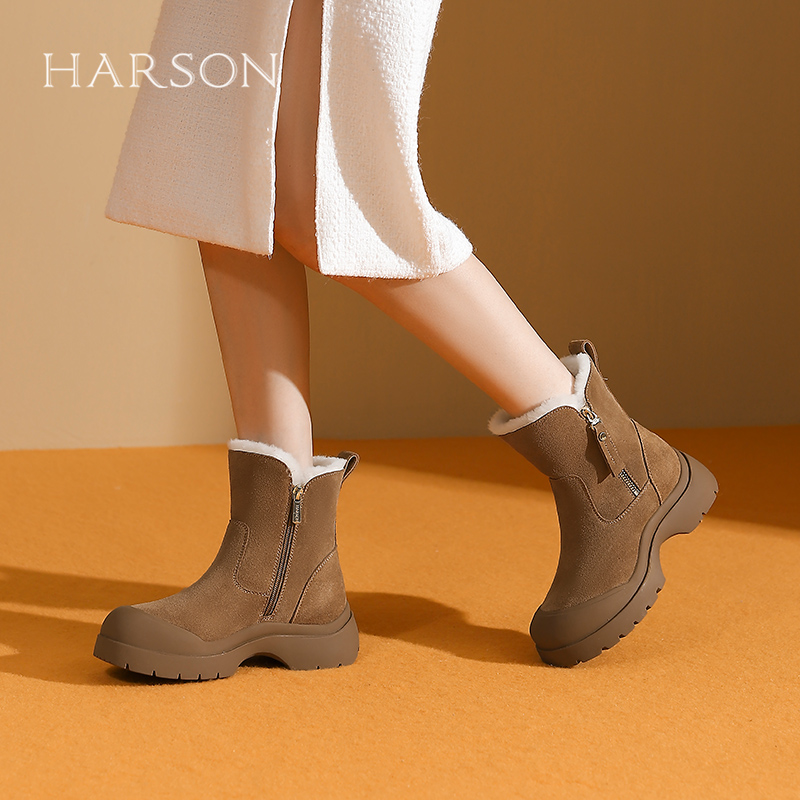哈森皮毛一体雪地靴女冬新款加绒加厚棉鞋毛毛鞋短筒HA241605