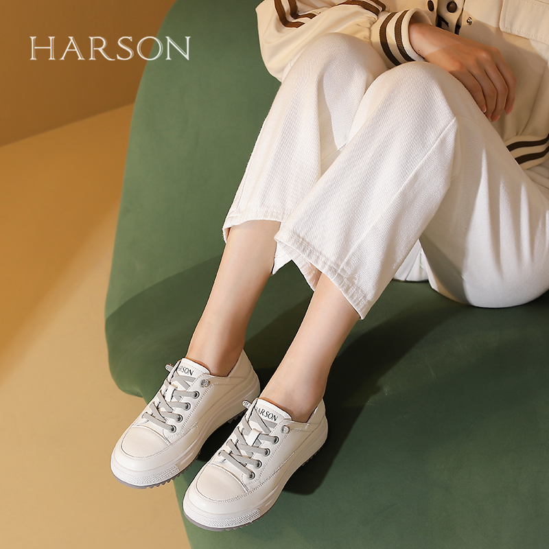 哈森舒适休闲系带厚底板鞋