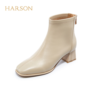 哈森瘦瘦靴女秋冬新款方头粗跟时装短靴白色奶油靴单靴HA228801