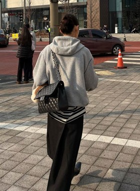 九1214韩国东大门运动户外卫衣区addicted-8726925知性人气新潮