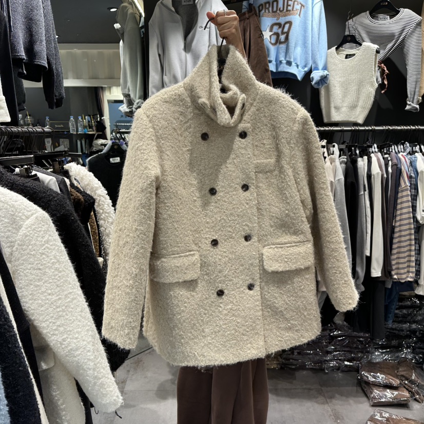 八1203韩国东大门运动瑜伽外套短款大衣区4514711直邮时尚人气