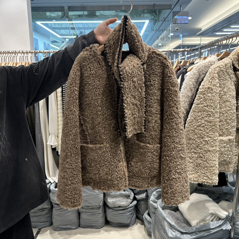 八1113韩国东大门运动瑜伽外套短款大衣区4490167洋气通勤炸街