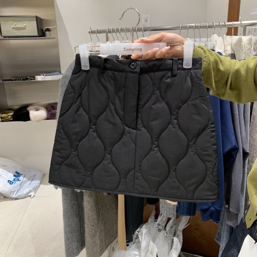 八1101韩国东大门1半身裙区4470021浪漫纯色气质正品百搭冬款街舞