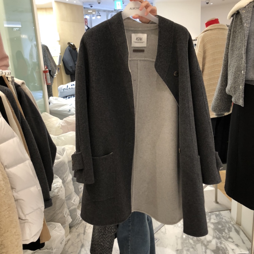 八1113韩国东大门运动瑜伽外套短款大衣区4490209秋季洋气通勤