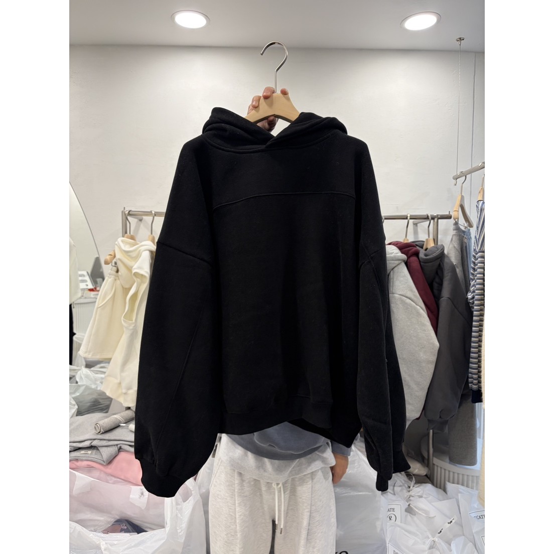 八1203韩国东大门运动户外卫衣区4514546时尚人气高档秋季知性