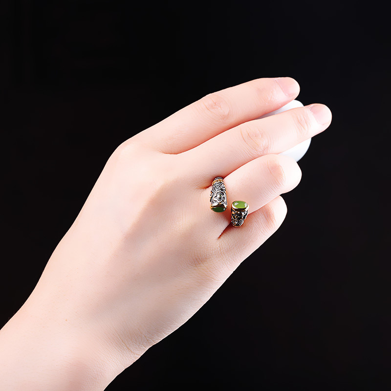 德琳居 民族风手饰s925银饰品女式烧蓝和田碧玉戒指