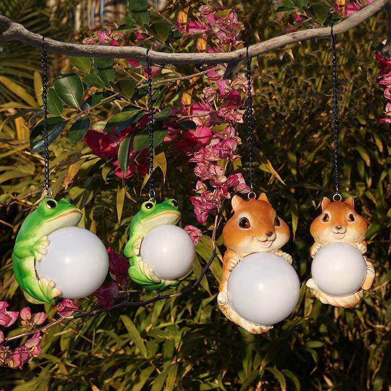 太阳能树脂青蛙松鼠户外防水LED庭院装饰灯花园树枝吊灯