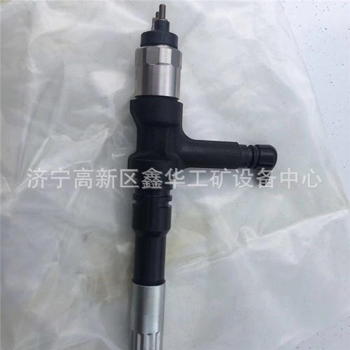PC400/450/460-8喷油嘴总成