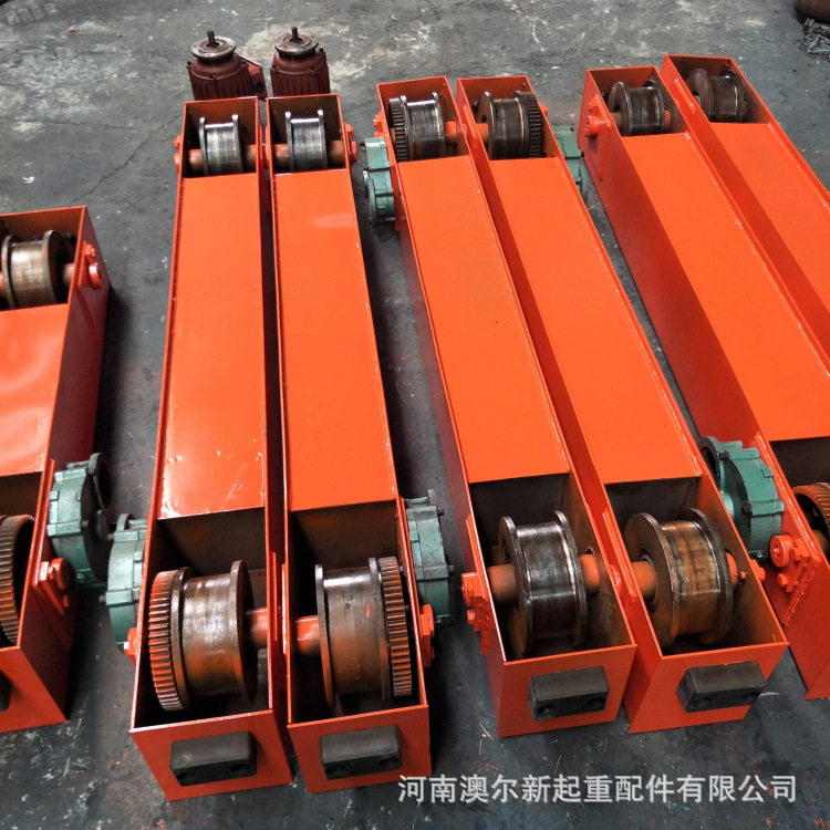 φ150-300起重机行车轮端梁