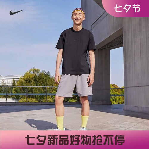 耐克男子休闲小勾子圆领短袖T恤