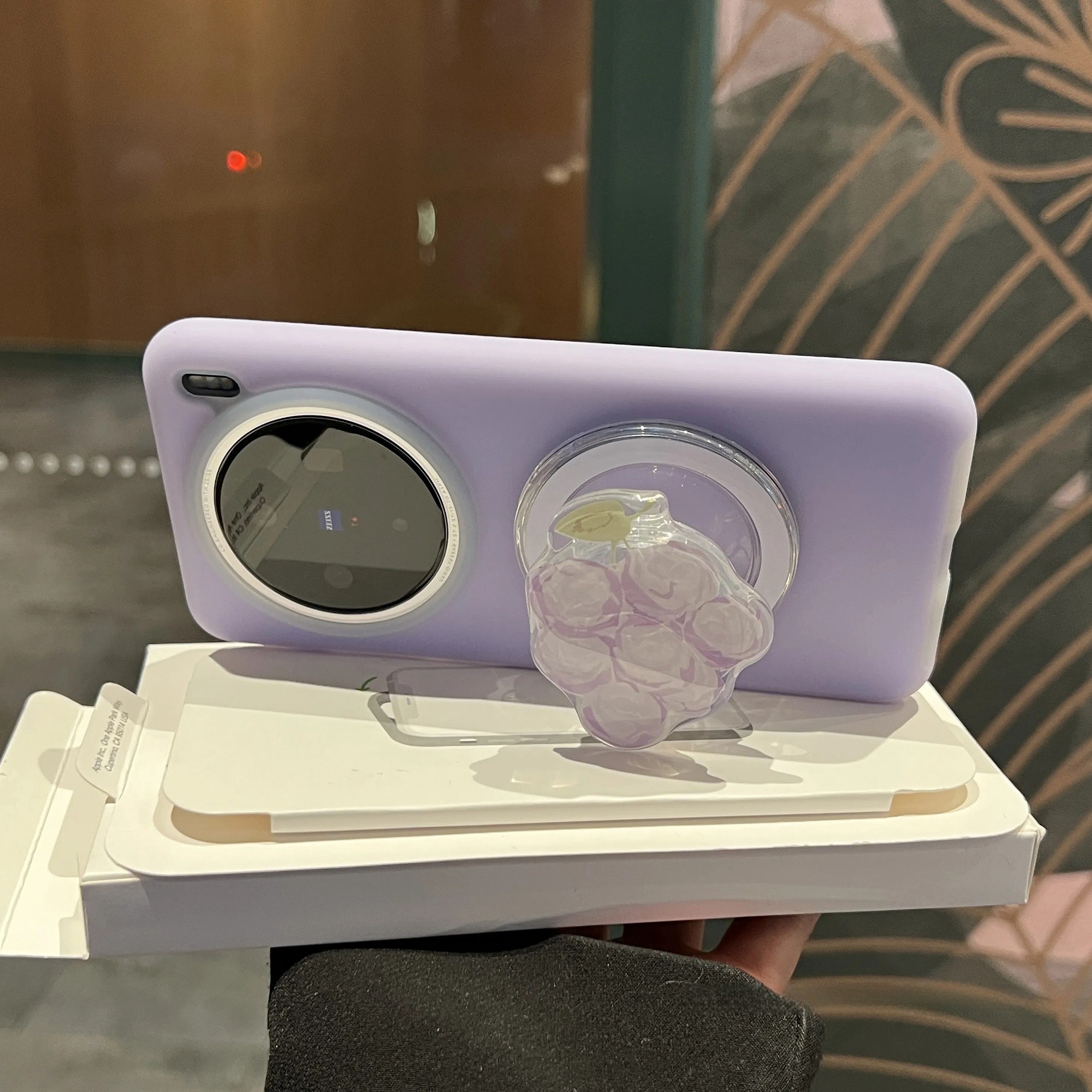 韩系ins浅紫色葡萄磁吸支架适用K70至尊版小米15/14手机壳13红米K80果冻橡胶耐脏POCOF6PRO情侣液态硅胶防摔