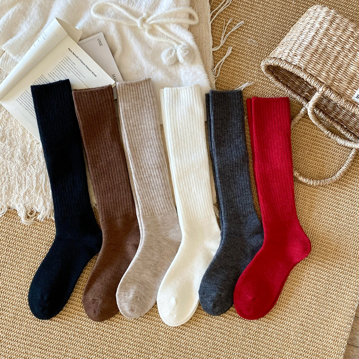 羊毛小腿袜子女加厚保暖中筒袜日系简约纯色百搭显瘦长筒堆堆袜